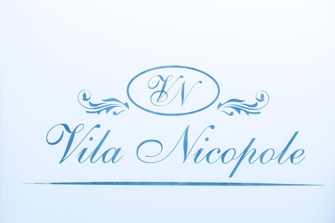 Vila Nicopole Art&Wine Braşov Esterno foto